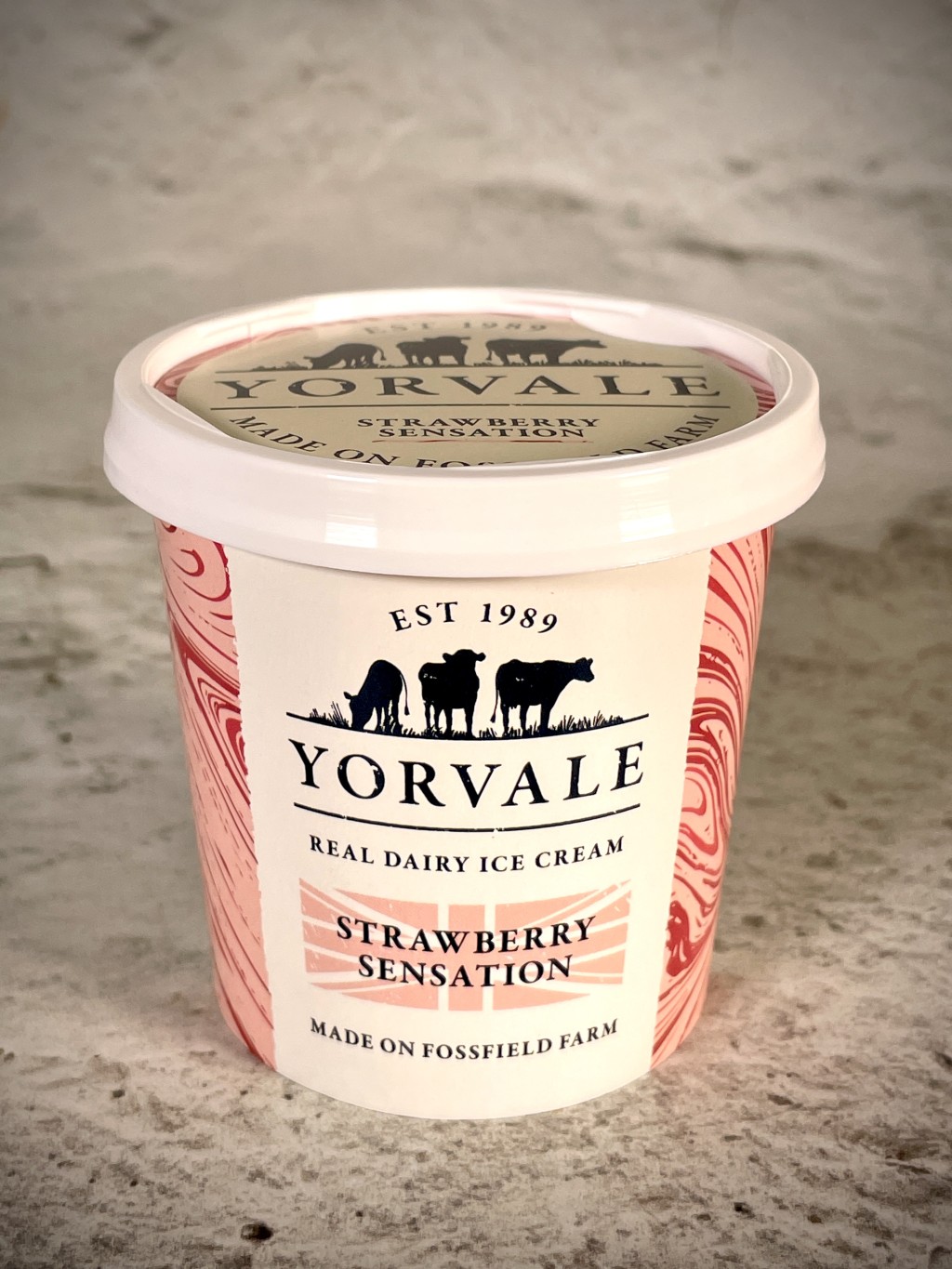YORVALE Strawberry Ice Cream Tubs