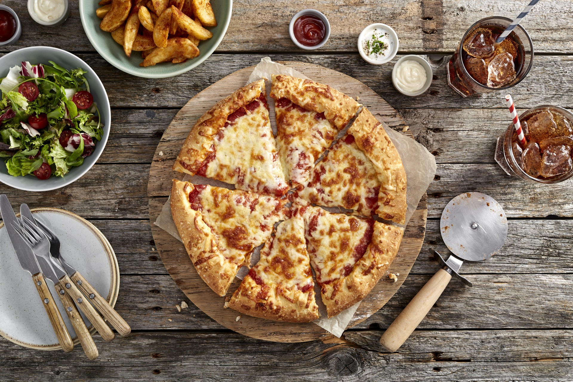 Bulk Buy CHICAGO TOWN Stuffed Crust Four Cheese Pizza Wholesale KFF