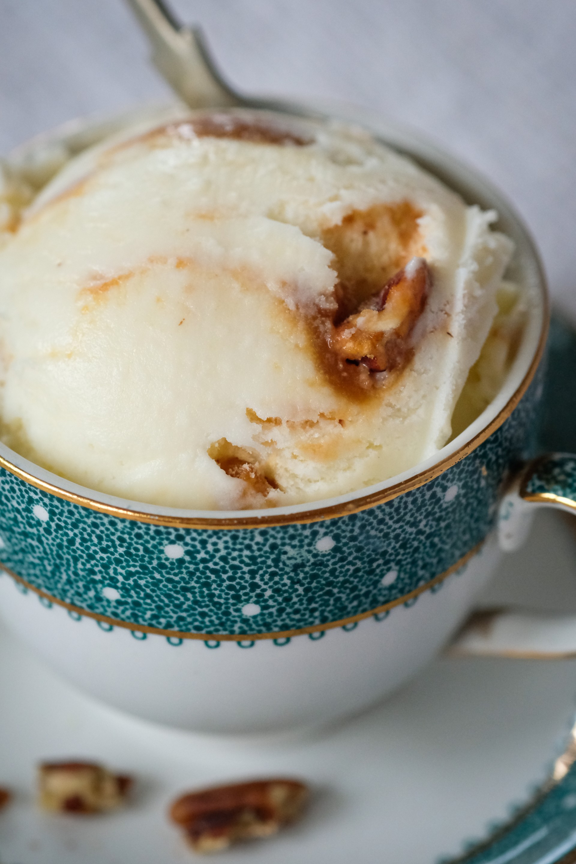 YORVALE Praline Pecan Ice Cream