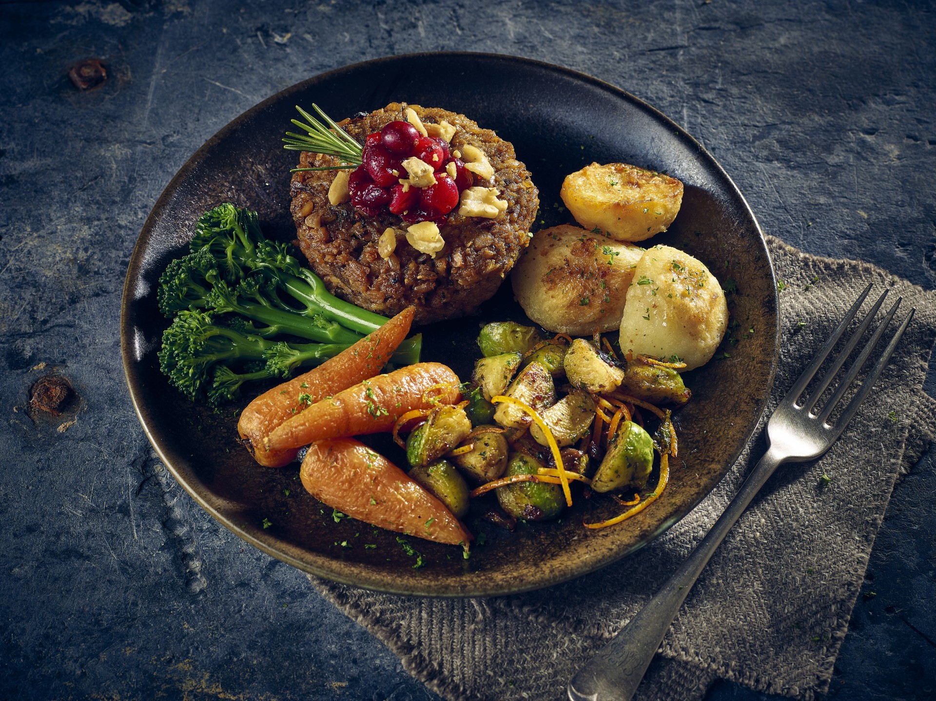 SCHEFF FOODS Luxury Nut Roast with Cashew & Cranberry