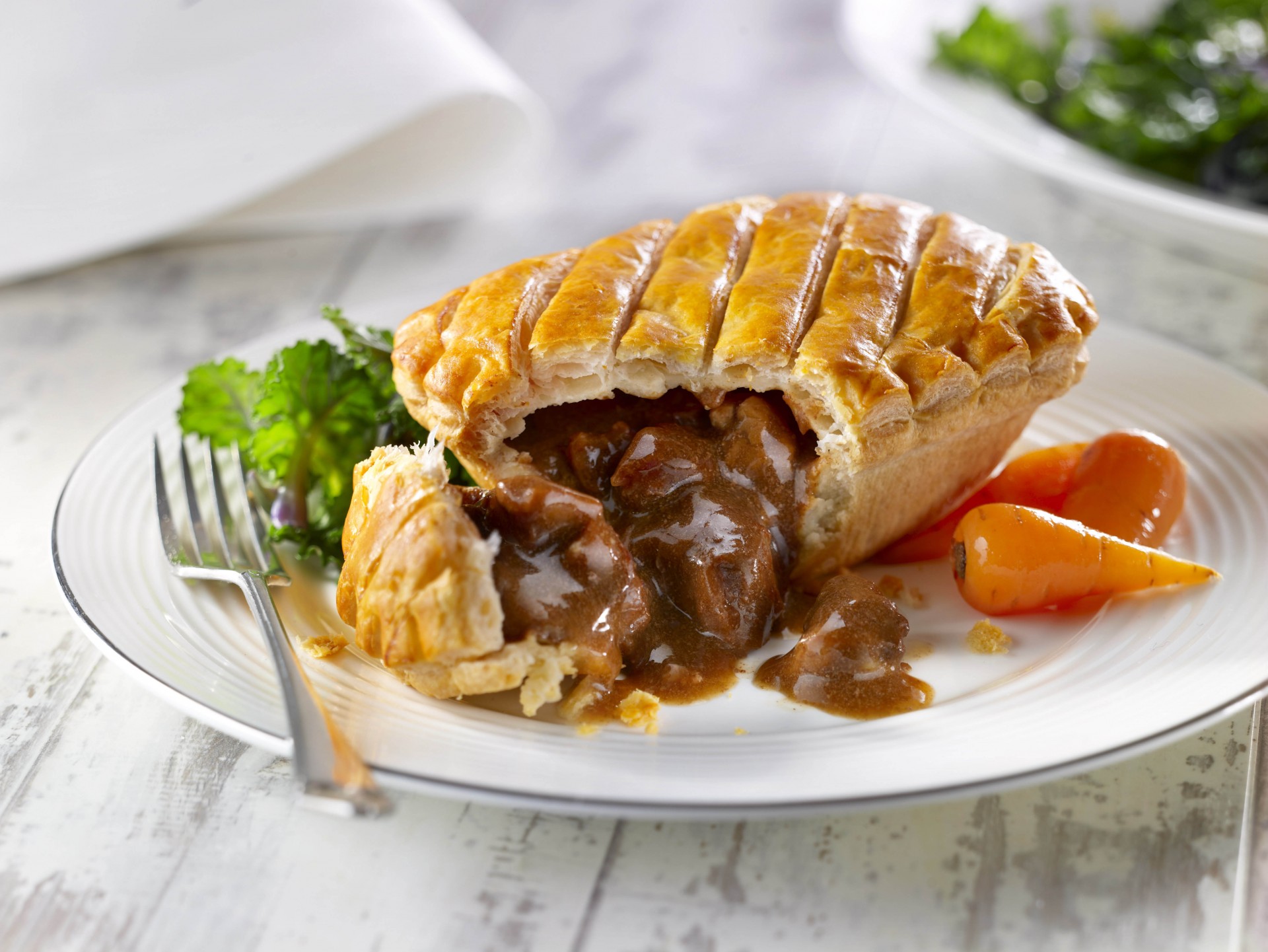 WRIGHTS Steak & Kidney Puff Pastry Pies