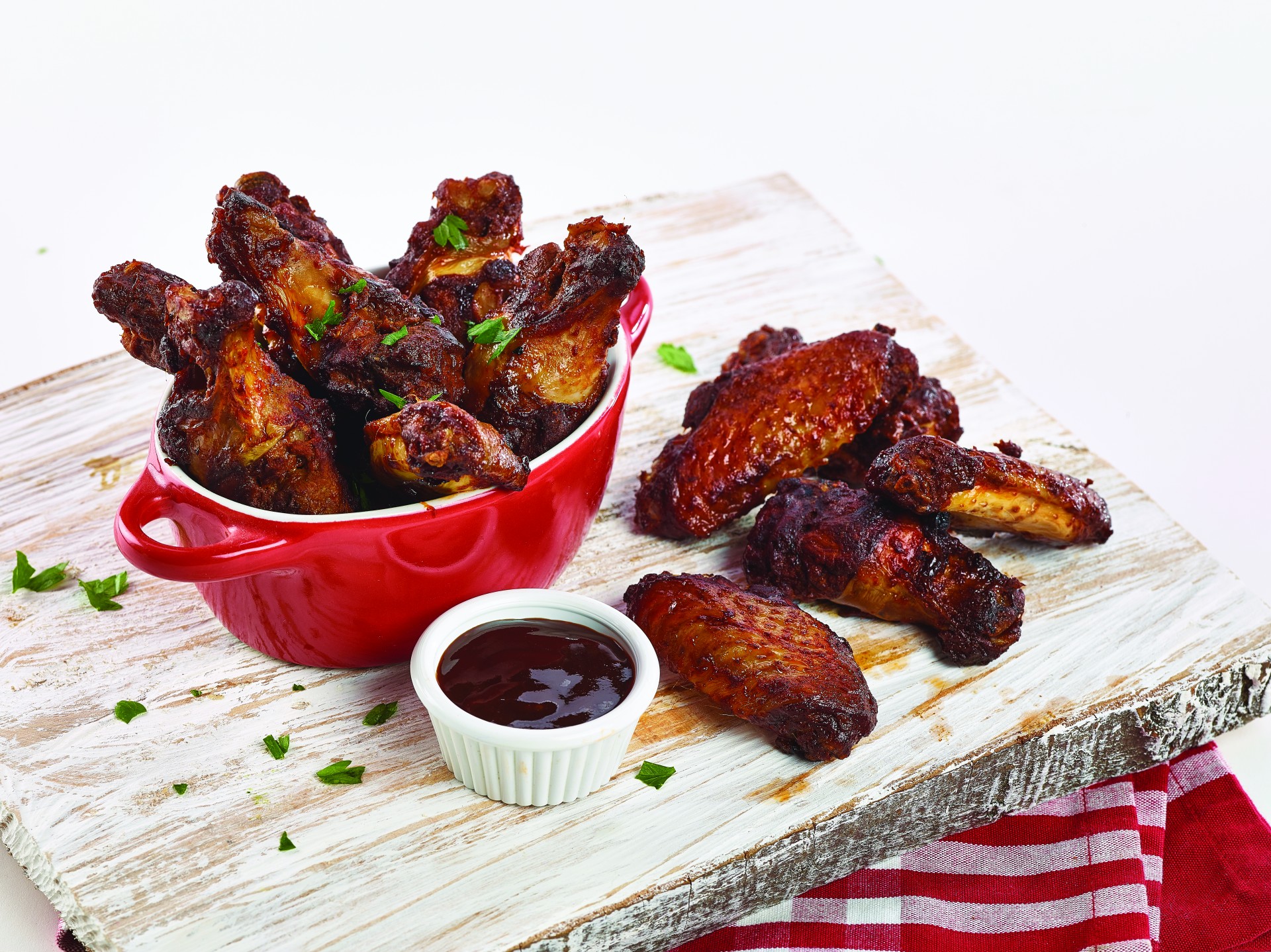 Bulk Buy BBQ Chicken Wings Wholesale KFF