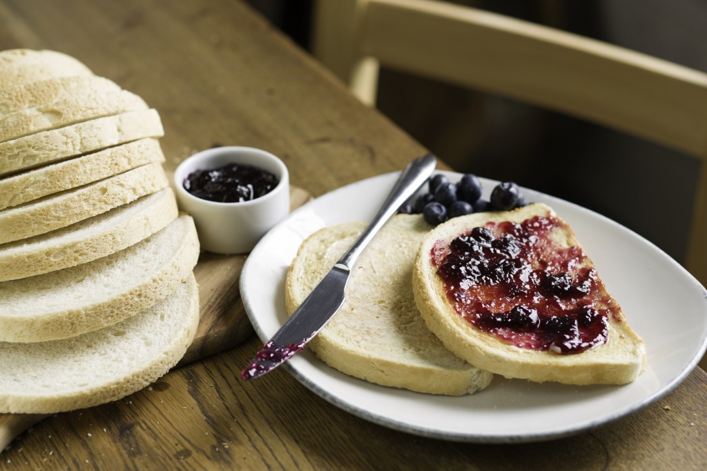 KARA Thick Sliced White Bloomer