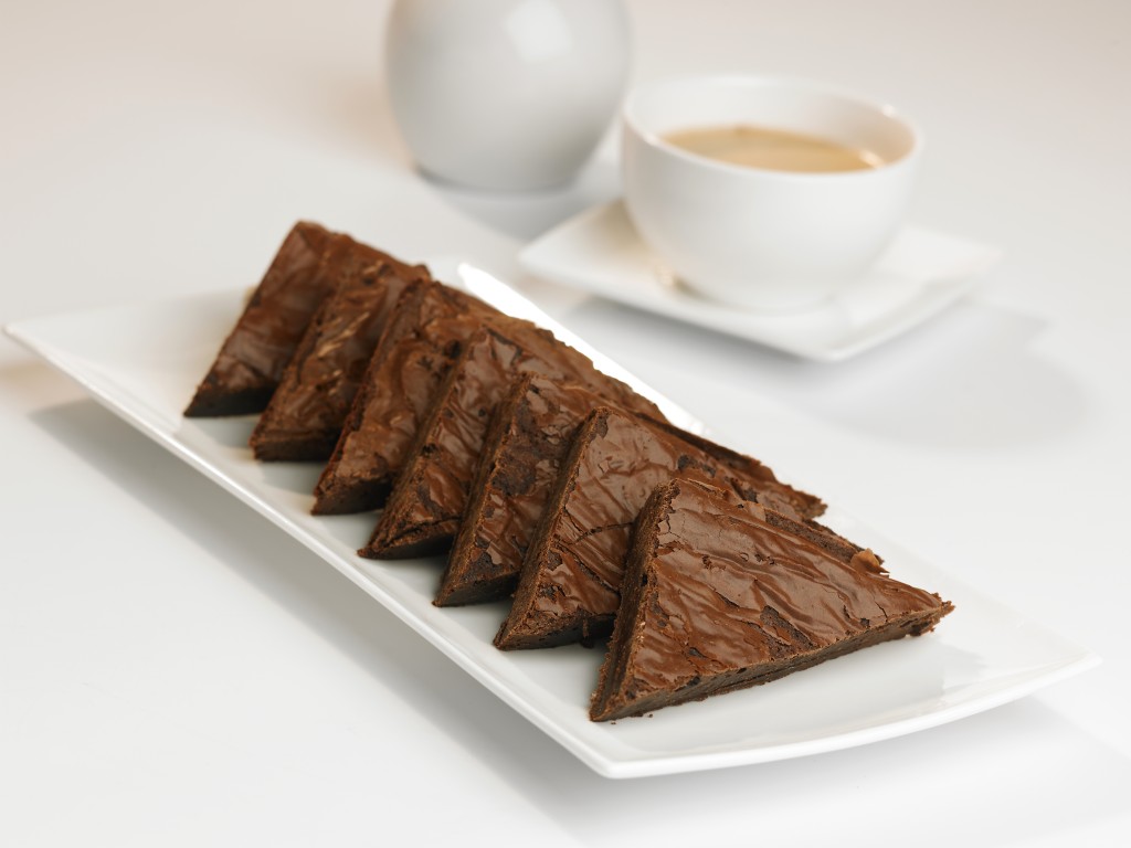 HANDMADE CAKE COMPANY Classic Chocolate Brownie
