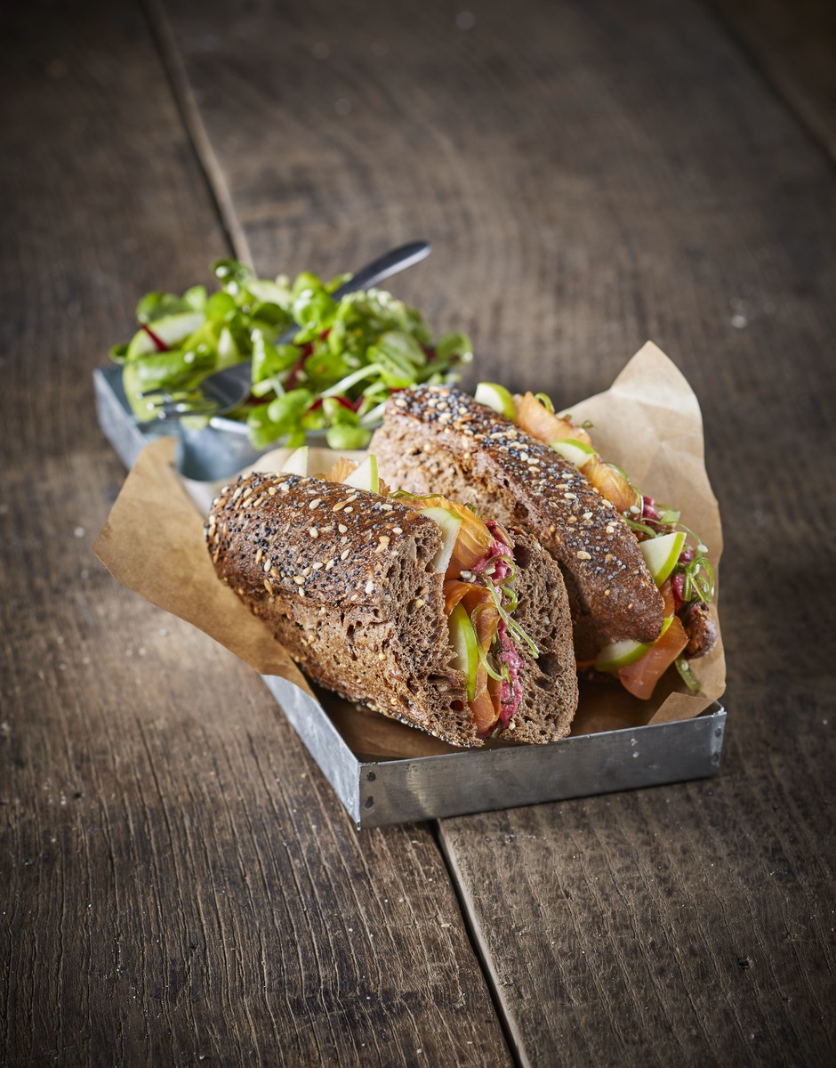 BRIDOR Rye & Cereal Half Baguettes