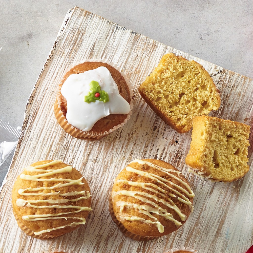 LOVE HANDMADE CAKES Christmas Mixed Muffins