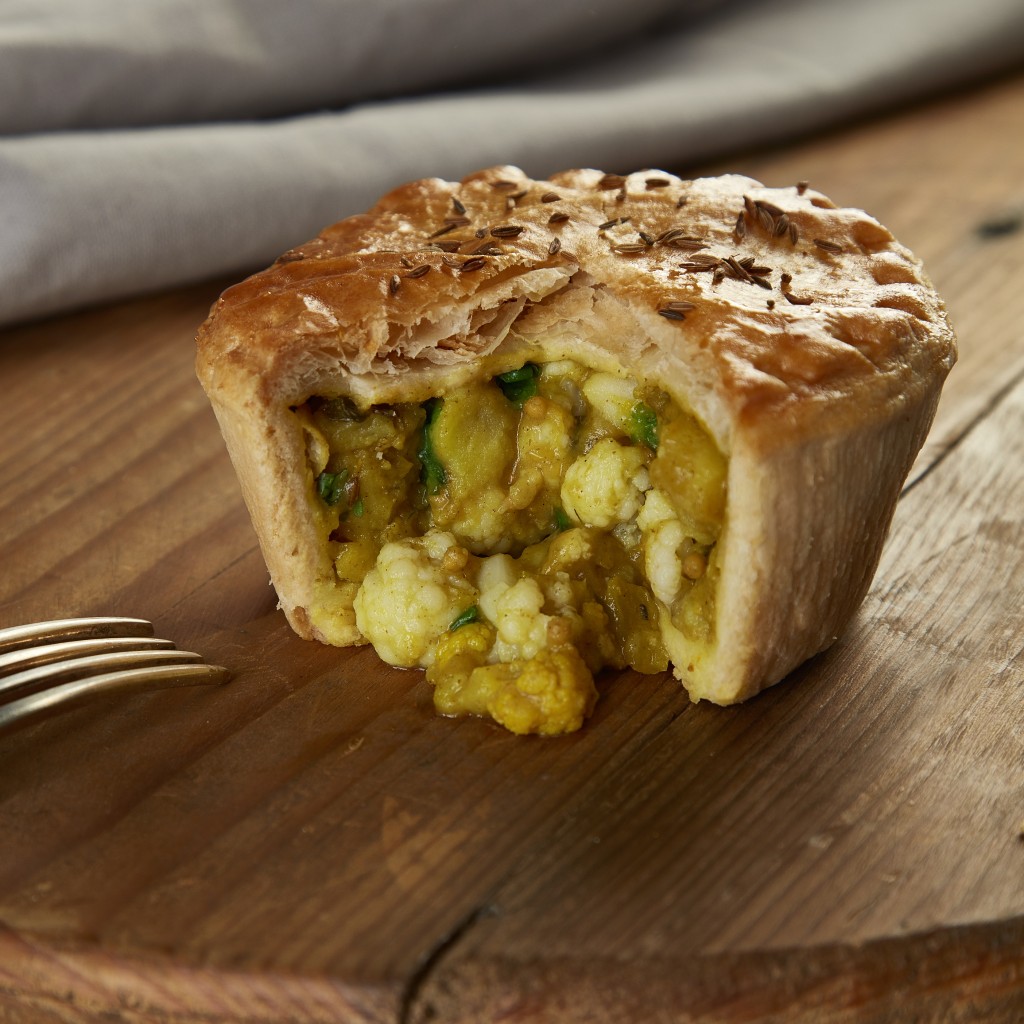 WRIGHTS Vegan Spicy Potato & Cauliflower Pies (Baked)