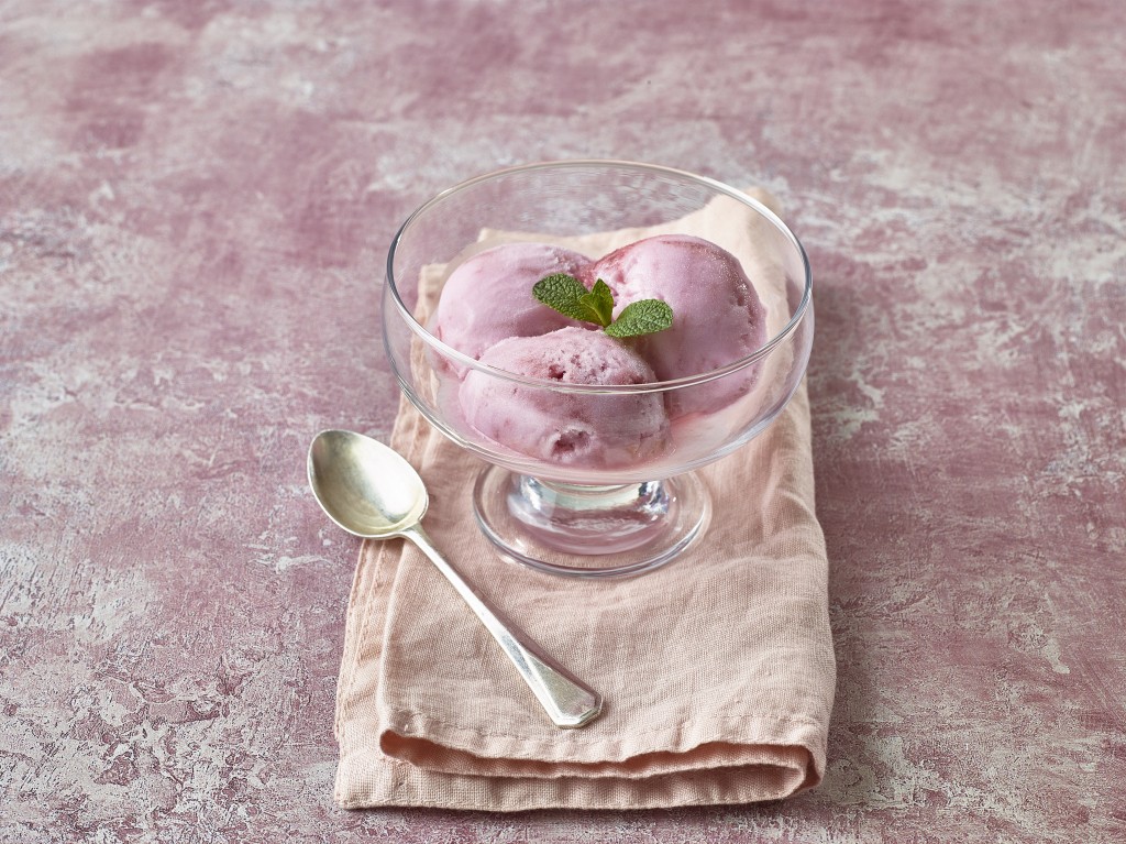 Love Vegan Strawberry Ice Cream