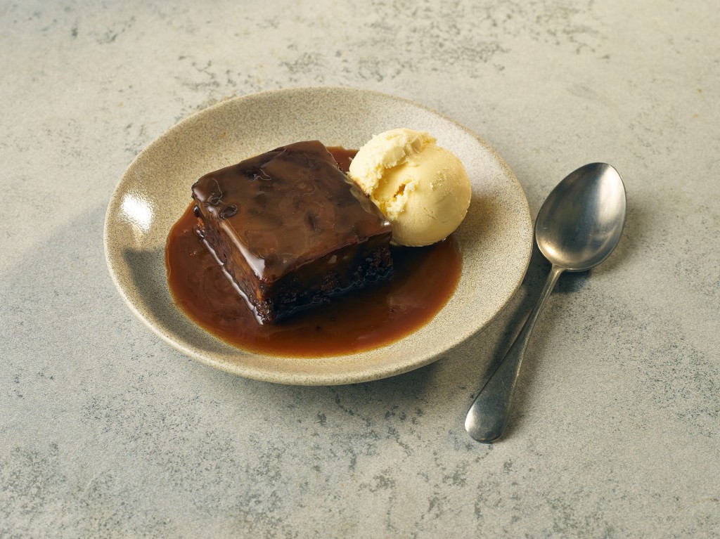 EATONS PATISSERIE Gluten Free Sticky Toffee Pudding & Sauce