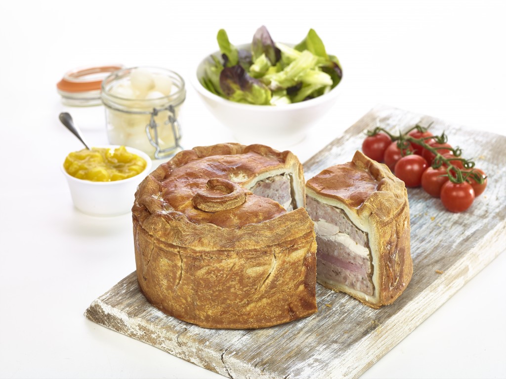 KENTISH MAYDE Chicken & Ham Cold Cutting Pie