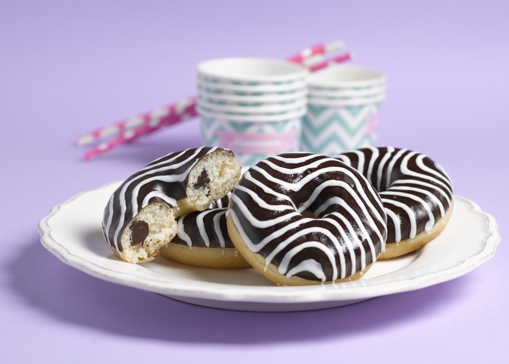 READI-BAKE Filly Cocoa Crème Doughnuts