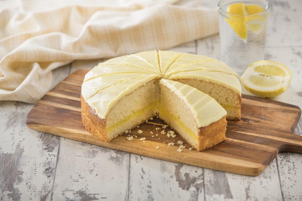 LOVE HANDMADE CAKES Lemon Cake