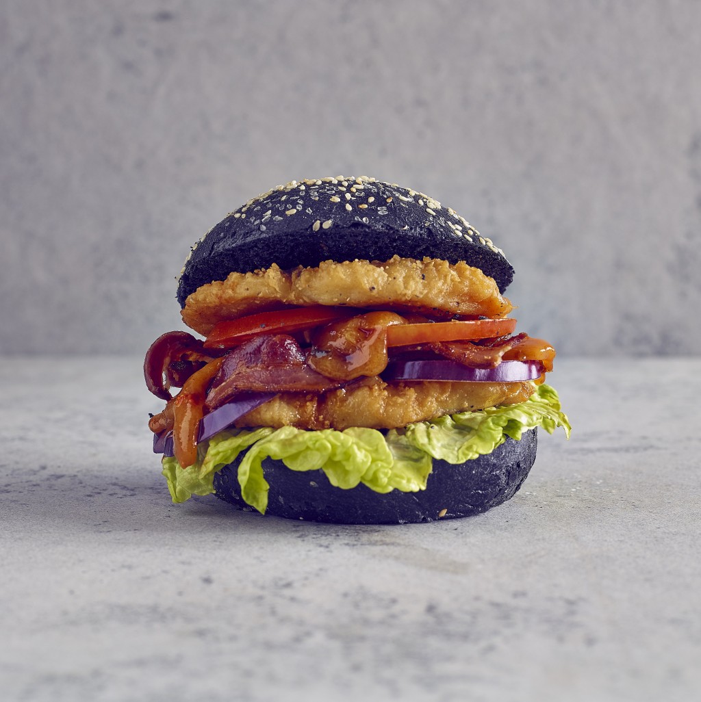 PLANÈTE PAIN Black Burger Bun with Sesame Seeds