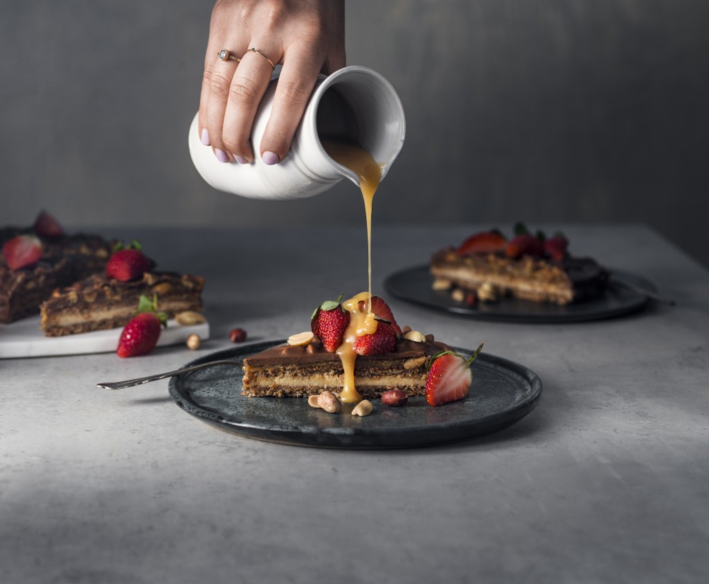 ALMONDY Gluten Free Peanut & Caramel Cake