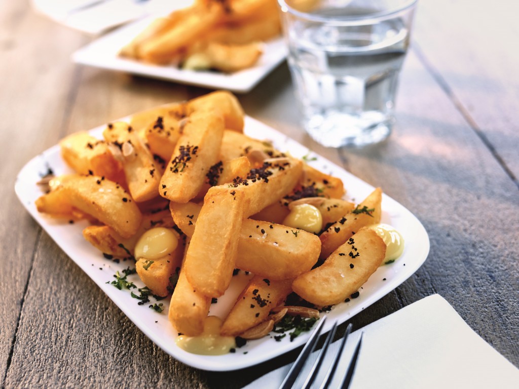 LAMB WESTON Connoisseur Chips (9/16”,13x13mm)
