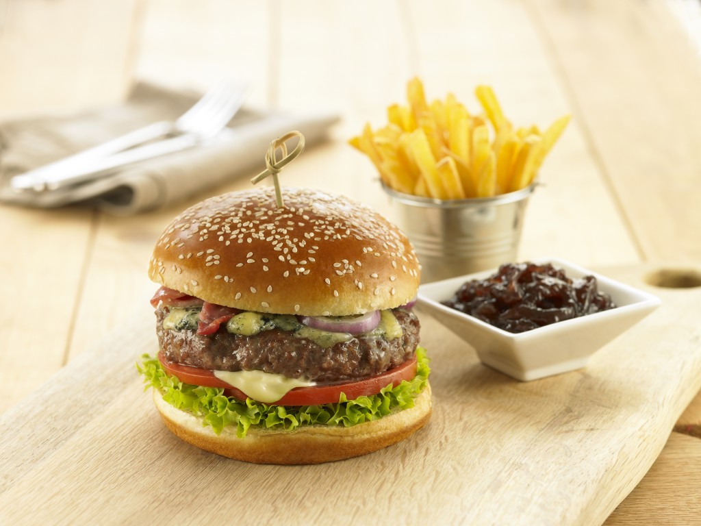 AMERICANA Sliced Seeded Brioche Buns