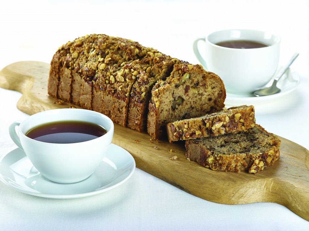 HANDMADE CAKE COMPANY Banana & Walnut Loaf Cake