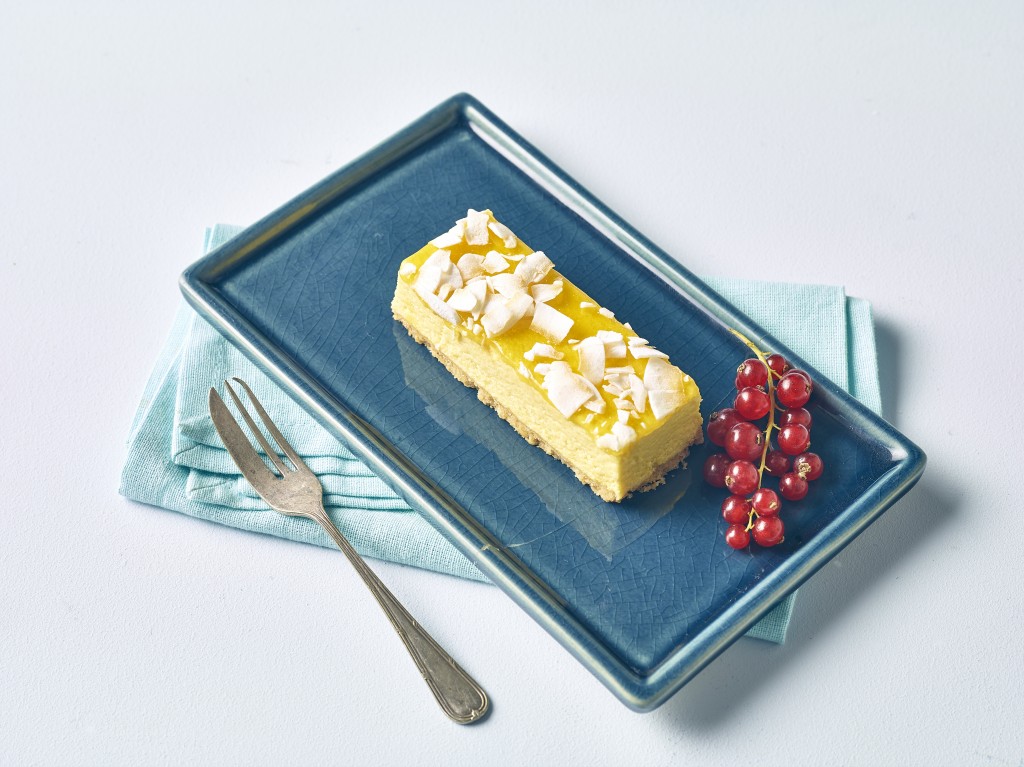 AULDS Gluten Free & Vegan Mango & Coconut Cake