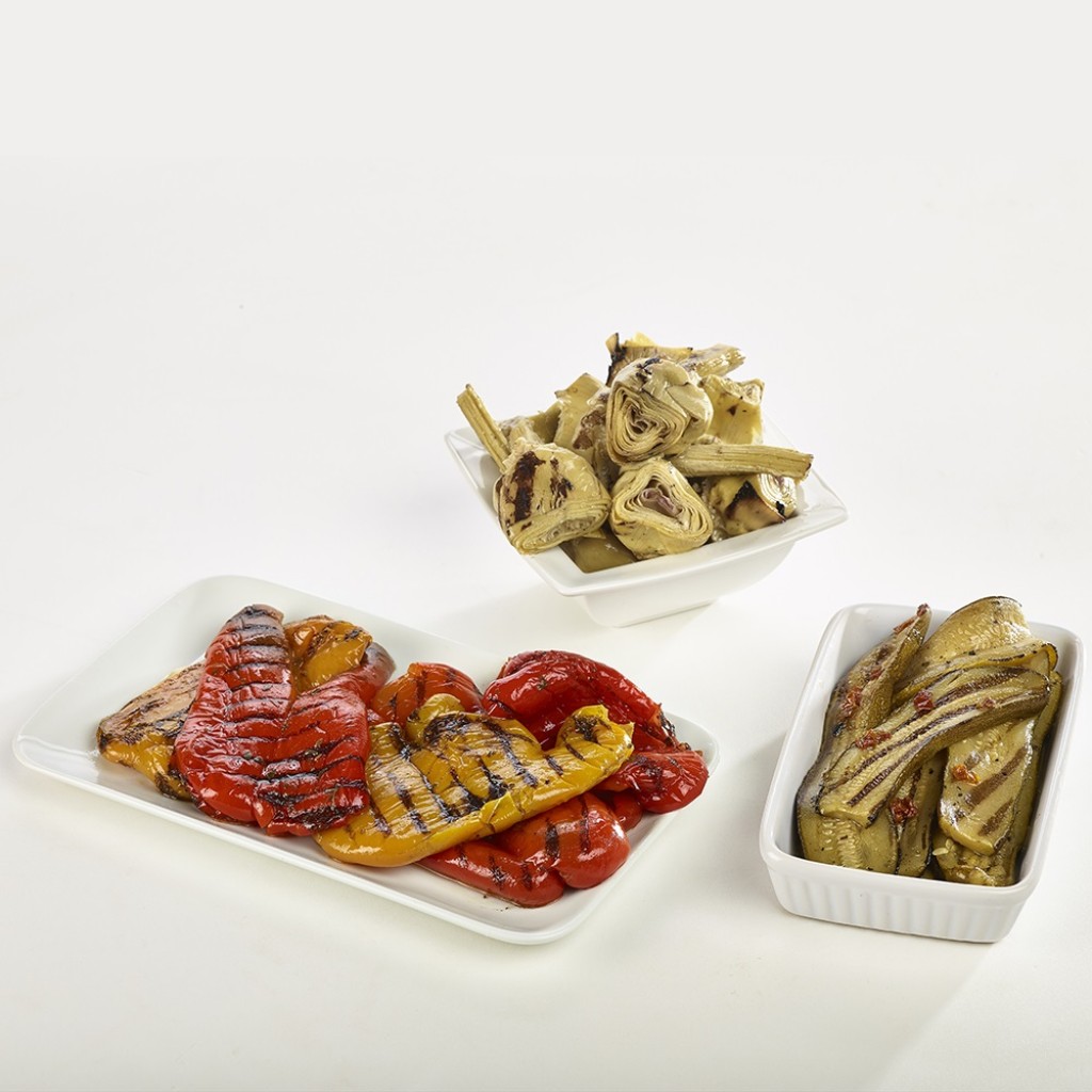 GOMO Char-Grilled Peppers in Oil