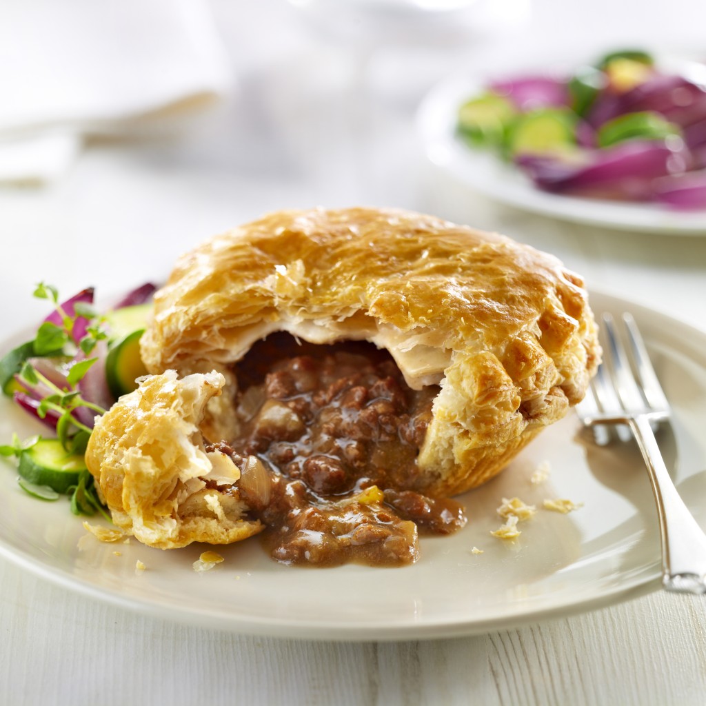 WRIGHTS Minced Beef Onion Puff Pastry Pies WRIGHTS Minced Beef Onion Puff Pastry Pies