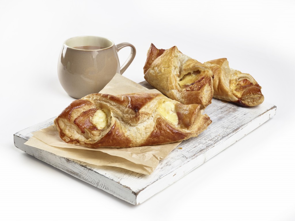 KENTISH BAKEHOUSE Jumbo Bacon & Cheese Turnovers