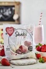 LOVE STRUCK Strawberry Glory Shake