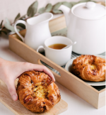 BRIDOR Vanilla & Hazelnut Vegan Crown