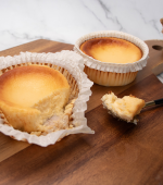 RHOKETT Individual Basque Style Cheesecake